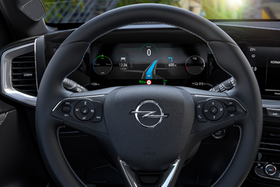 Nový Opel Mokka-e získal ocenění „Zlatý volant 2021“